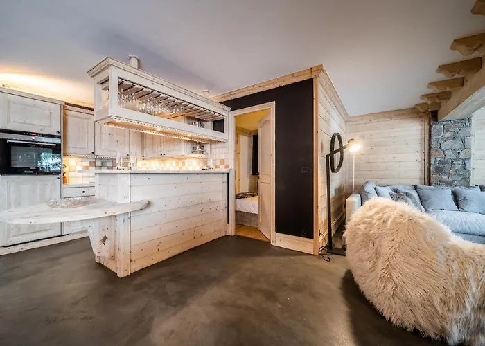 Les Balcons De Pralong 1850 - By Emerald *