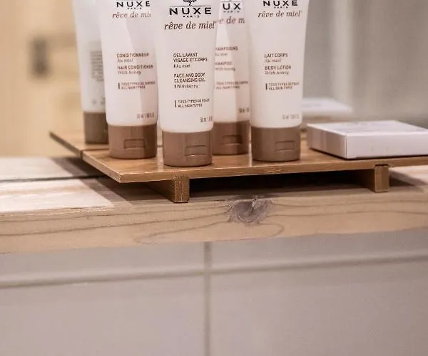 Les Balcons De Pralong 1850 - By Emerald *