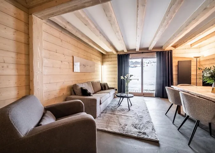 Les Balcons De Pralong 1850 - By Emerald *