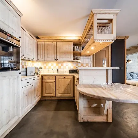 Les Balcons De Pralong 1850 - By Emerald Apartamento *